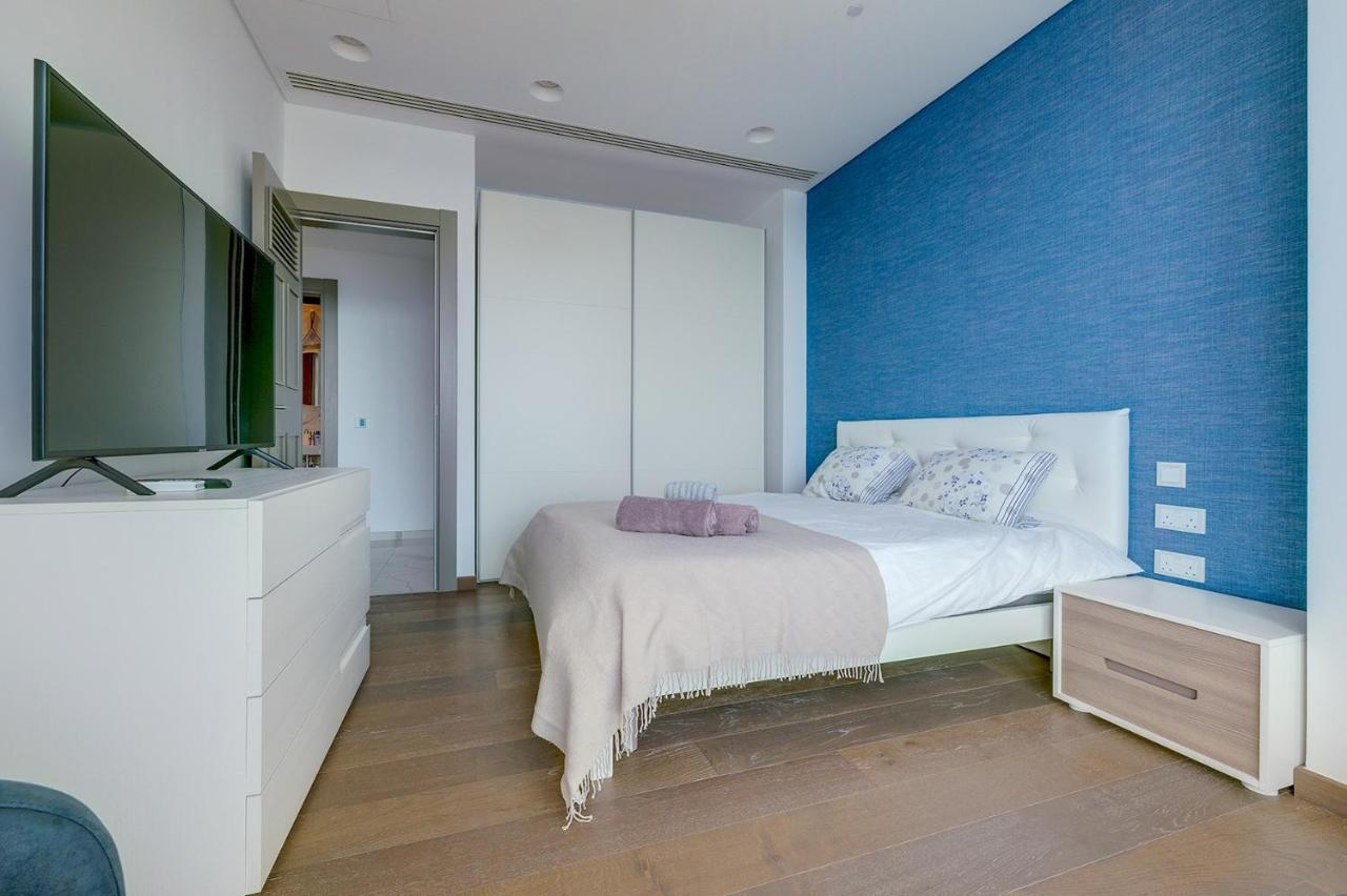Super Luxury Apartment In Tigne Point, Amazing Sea Views Sliema Esterno foto