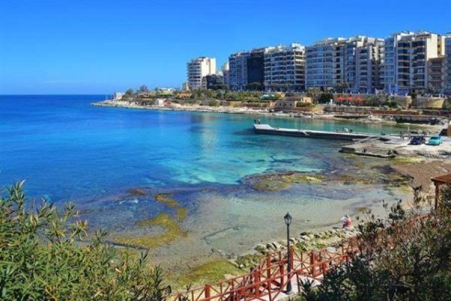 Super Luxury Apartment In Tigne Point, Amazing Sea Views Sliema Esterno foto