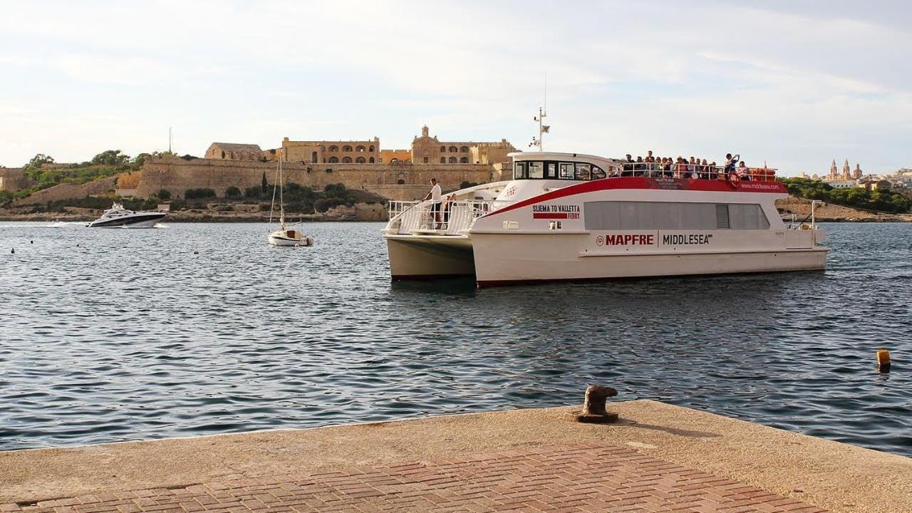 Super Luxury Apartment In Tigne Point, Amazing Sea Views Sliema Esterno foto