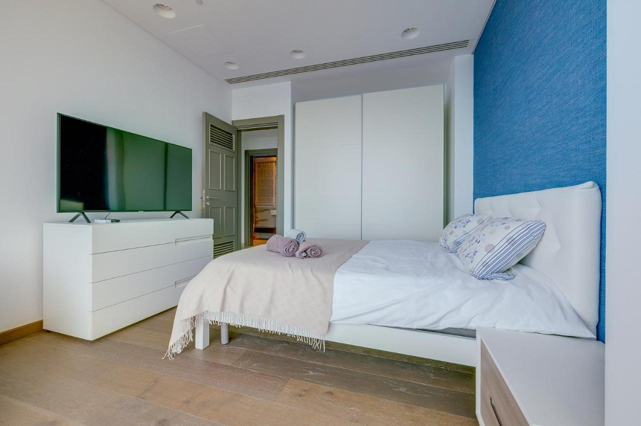 Super Luxury Apartment In Tigne Point, Amazing Sea Views Sliema Esterno foto