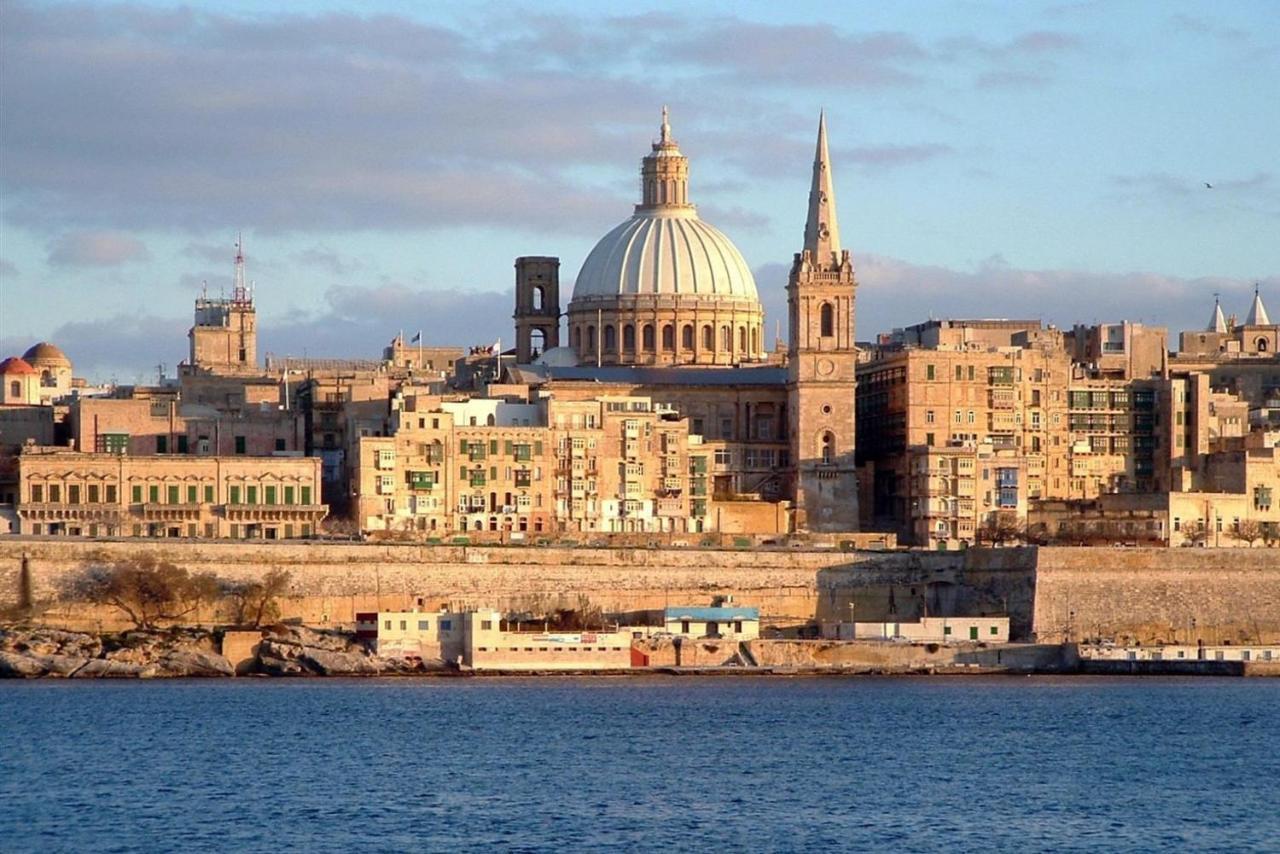 Super Luxury Apartment In Tigne Point, Amazing Sea Views Sliema Esterno foto