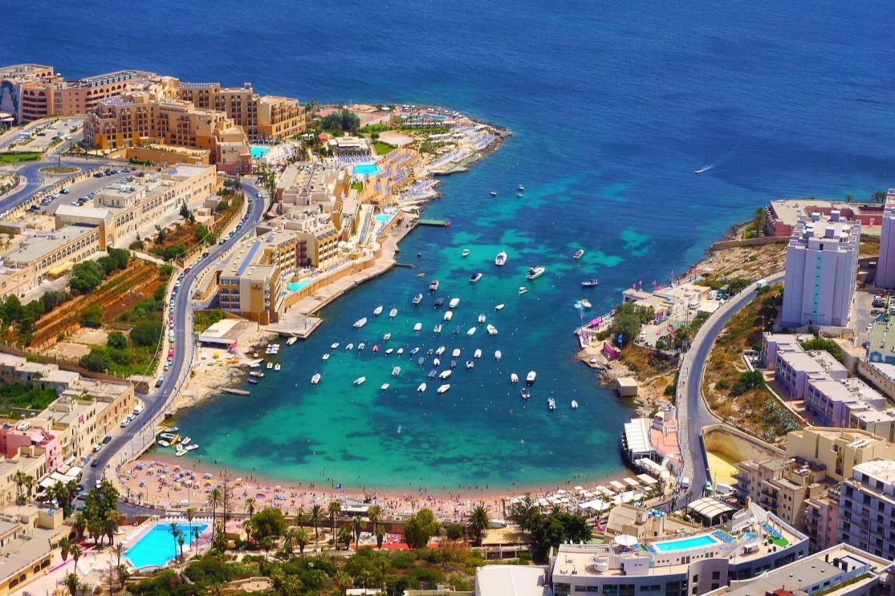 Super Luxury Apartment In Tigne Point, Amazing Sea Views Sliema Esterno foto